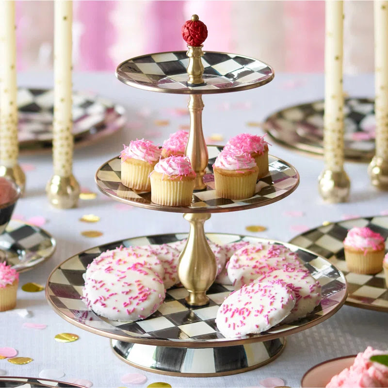 Soporte dulce de tres niveles Courtly Check®