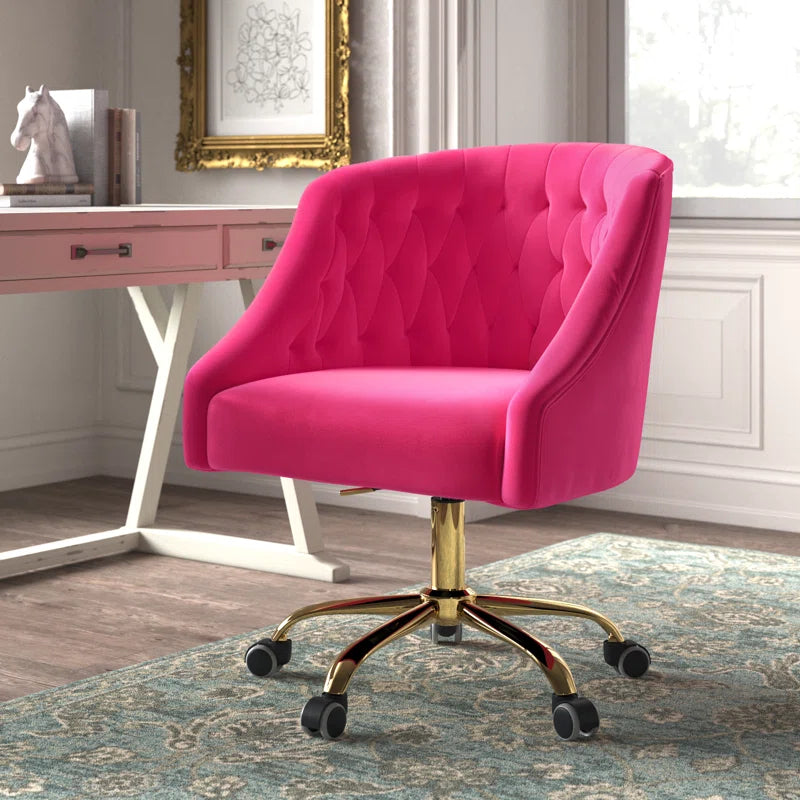 Silla de trabajo Louise Velvet seleccionada a mano