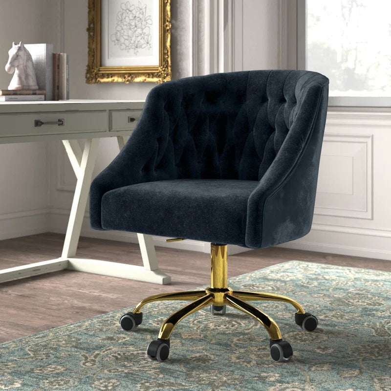 Silla de trabajo Louise Velvet seleccionada a mano